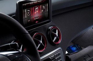 Illustration for article titled Siri Will Command the New Mercedes A-Class